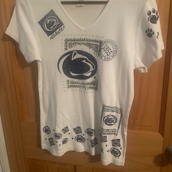 Like New, Women’s Size Small Penn State T-Shirt - Picture 4 of 4